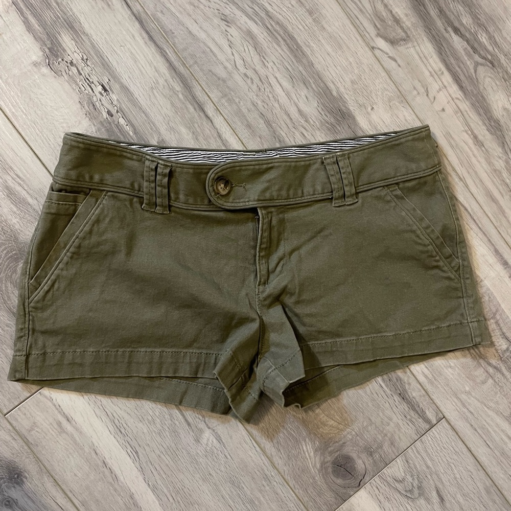 Red Camel Shorts
